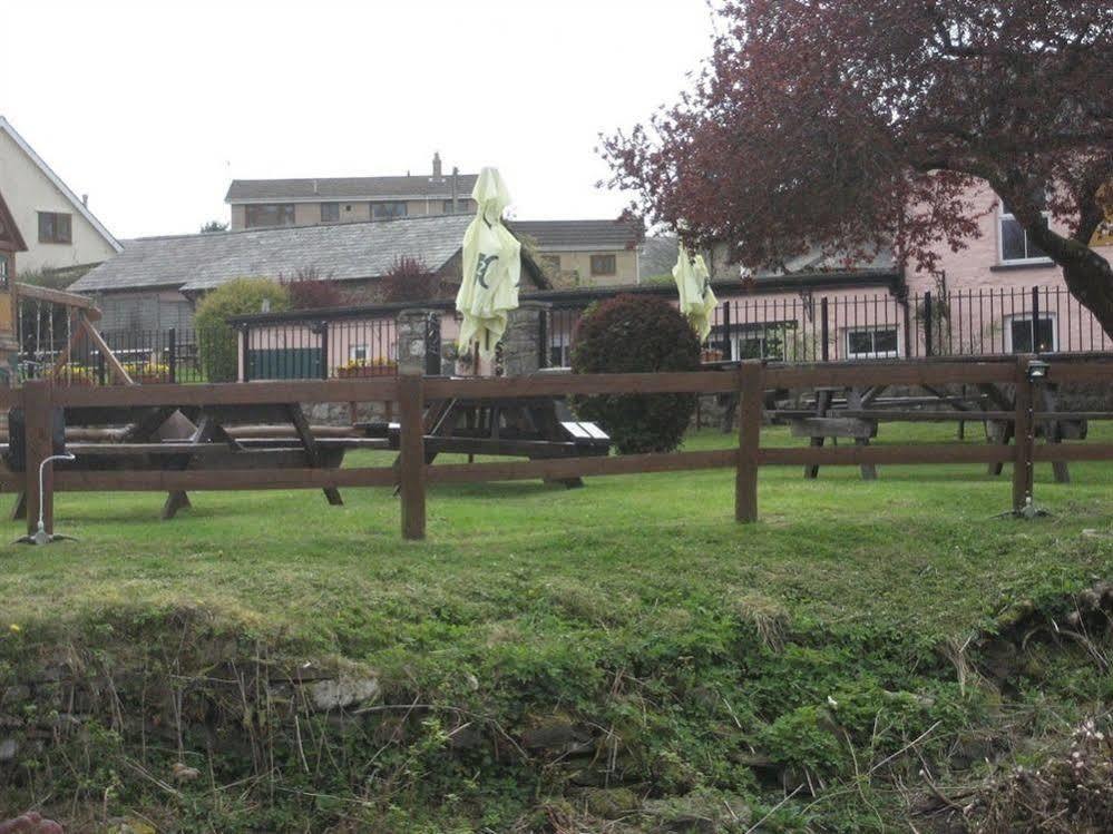 Cae Y Rhedyn Annexe Hotel Crickhowell Exterior foto